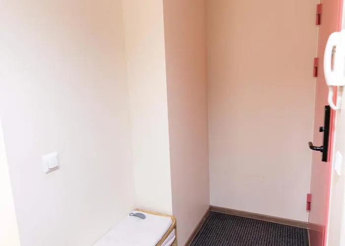 Apartament Your Apartment.